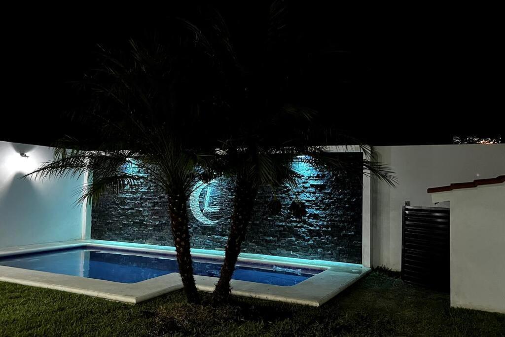 Casa Lua Tequesquitengo. Alberca, Jacuzzi Y Roof Exterior photo